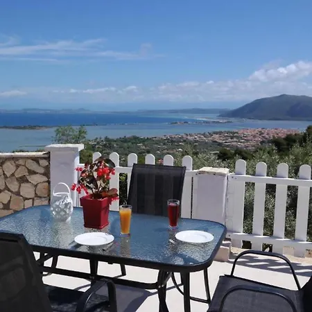 Eris - Amazing View In Lefkada * Frínion