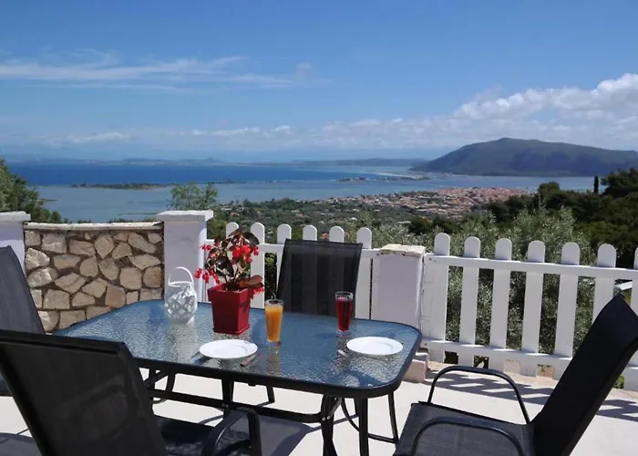 Eris - Amazing View In Lefkada * Frínion