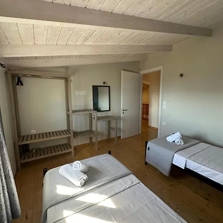 Eris - Amazing View In Lefkada Apartment Frínion